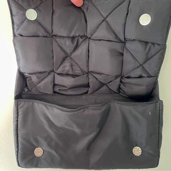 Puffed Weave Shoulder Bag - Picture 5 of 6